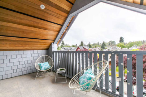 1033 E 14th Ave Vancouver BC-small-014-1-Deck-666x444-72dpi