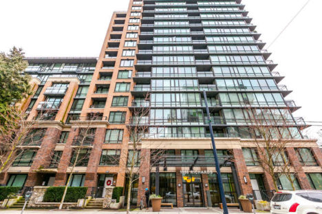 404 1088 Richards St-small-001-15-Exterior-666x444-72dpi