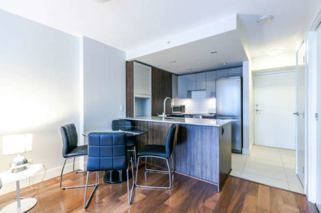 404 1088 Richards St-small-006-16-Dining RoomKitchen-666x444-72dpi