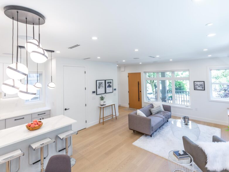 2122 Venables St.-12