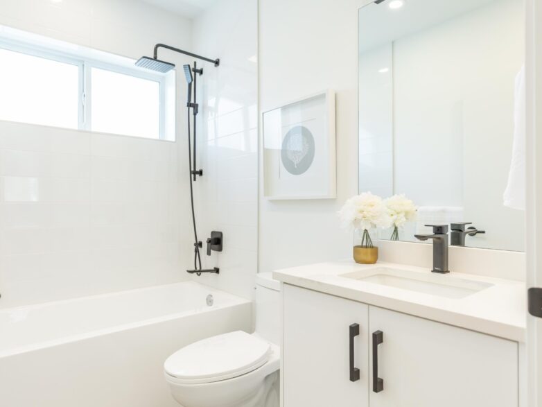 2122 Venables St.-15