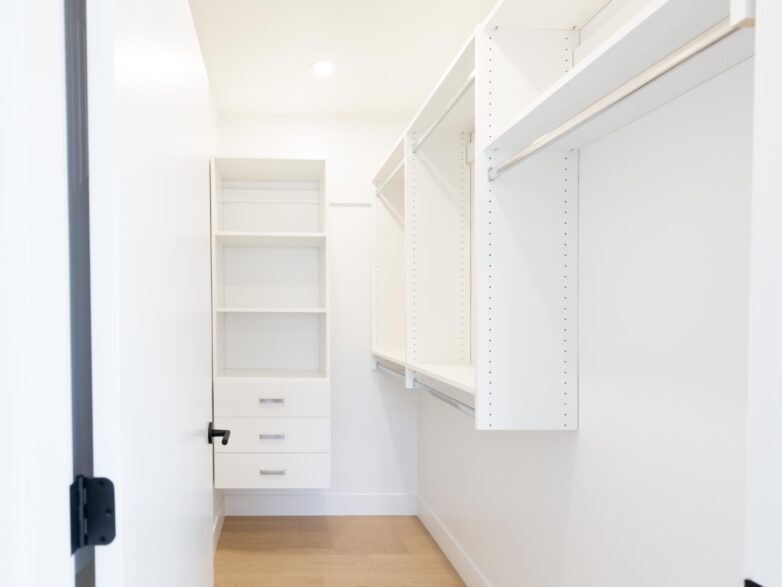 2122 Venables St.-20