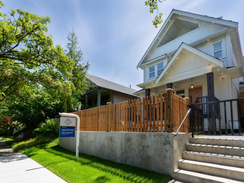 2122 Venables St.-36